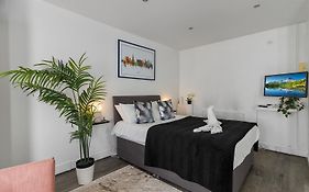 Exeter City Centre Apartments Stoop Apartment