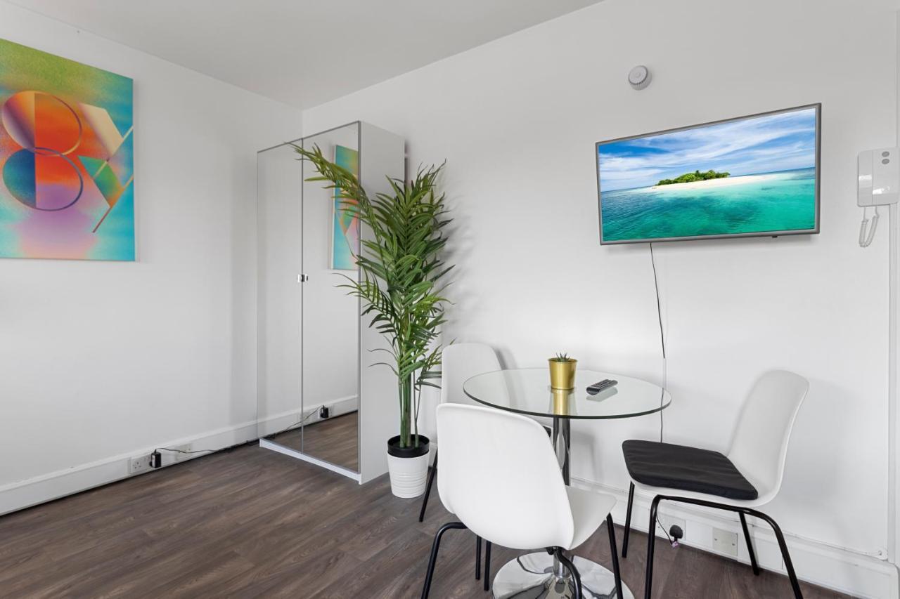 Exeter City Centre Apartments Stoop Apartment Exterior photo
